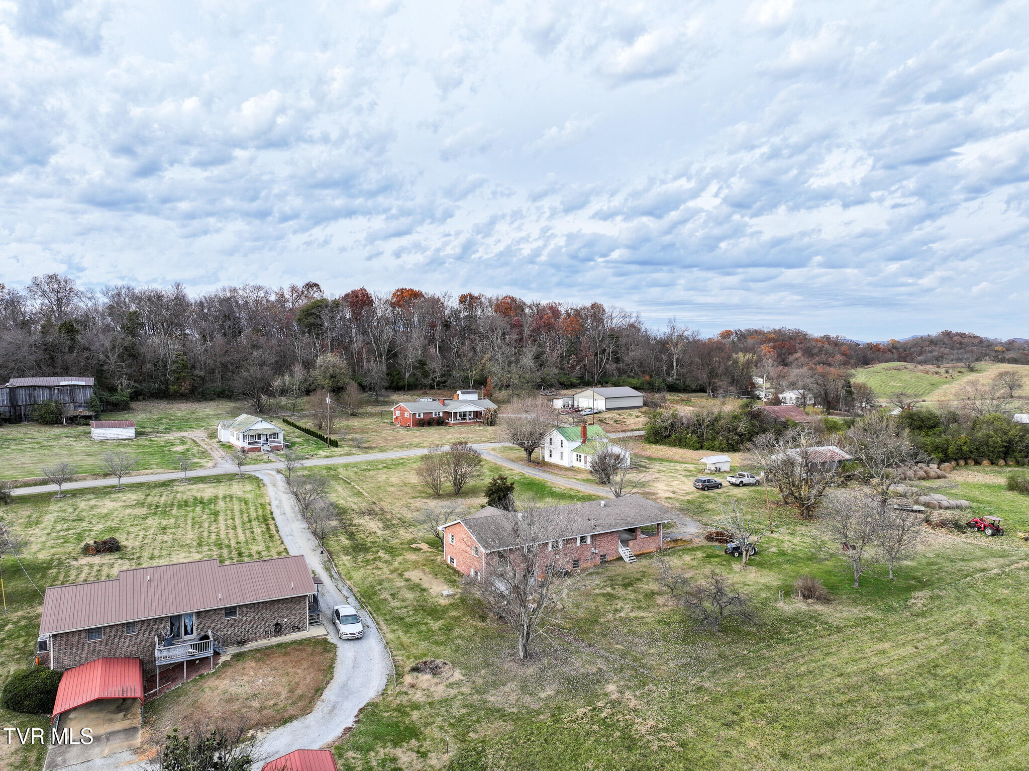 180 Doughtys Chapel Road Greeneville, TN 37745 - Photo 39 of 42 DJI_20251116182742_0638_D-Edit