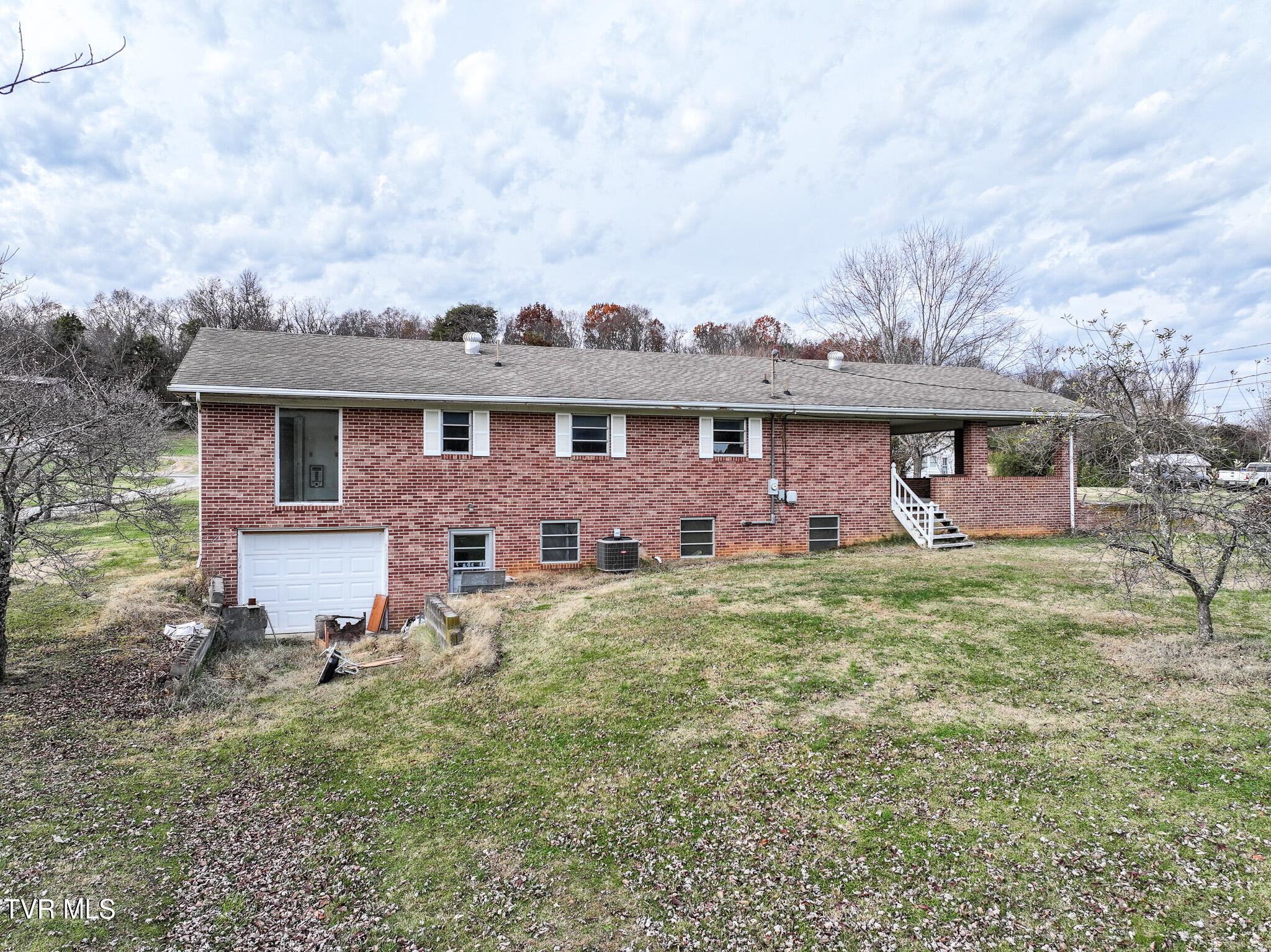 180 Doughtys Chapel Road Greeneville, TN 37745 - Photo 5 of 42 DJI_20251116182528_0632_D