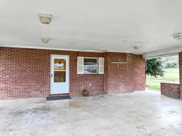 $274,900 | 180 Doughtys Chapel Road, Greeneville, TN 37745