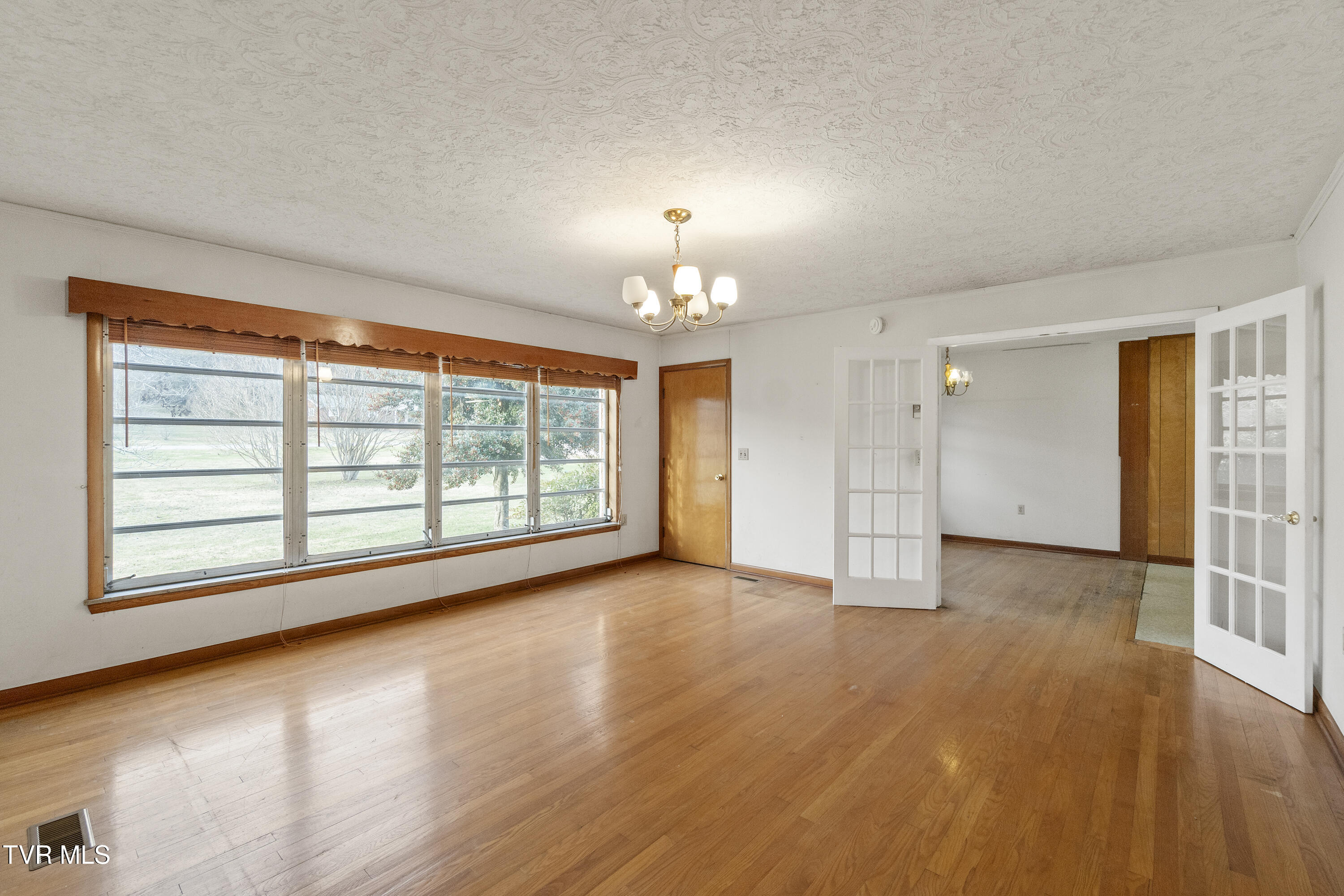 180 Doughtys Chapel Road Greeneville, TN 37745 - Photo 9 of 42 DSC03432