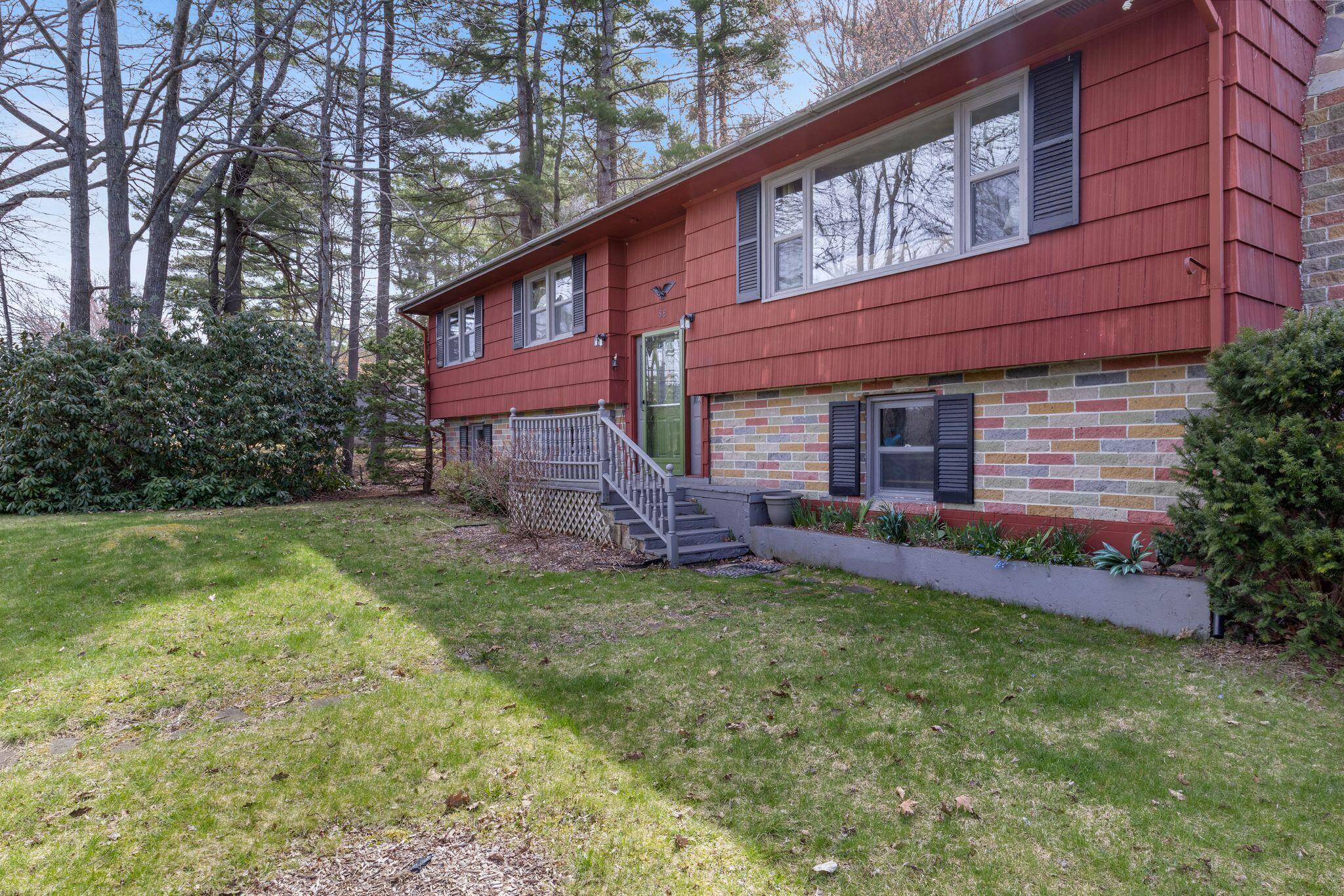 56 Plaisted Road York, ME 03909 - Photo 3 of 50 56 Plaisted Rd, York