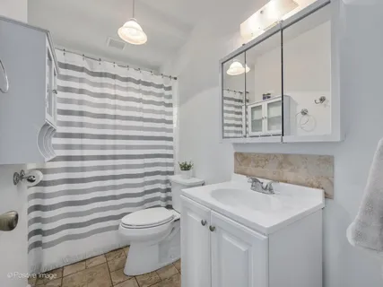 $449,999 | 875 South York Street, Elmhurst, IL 60126