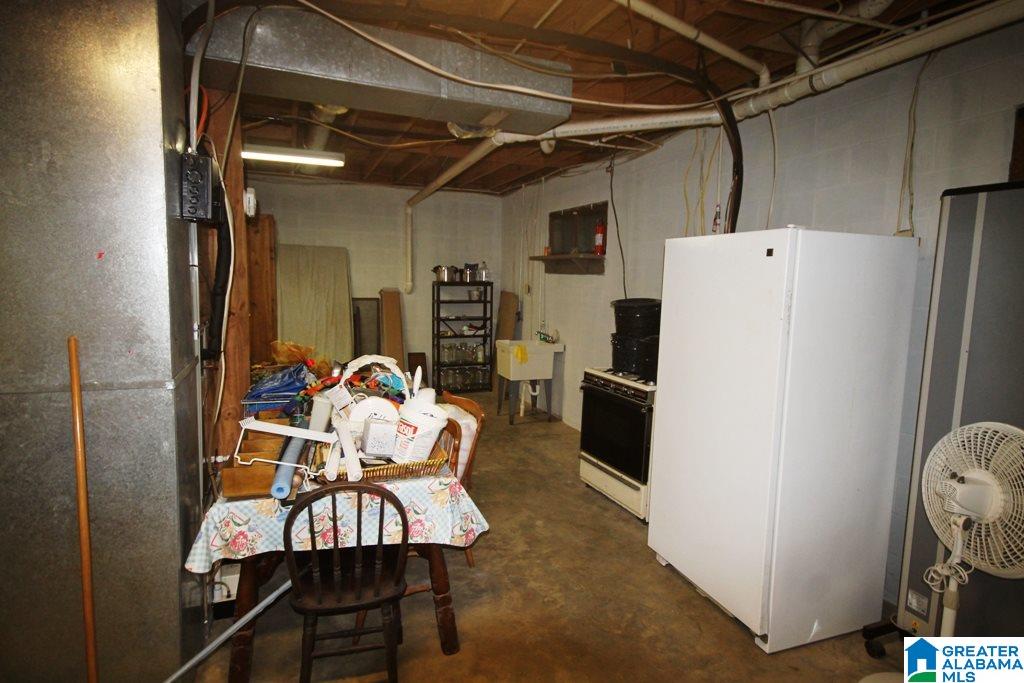 1510 White Plains Road Anniston, AL 36207 - Photo 36 of 50