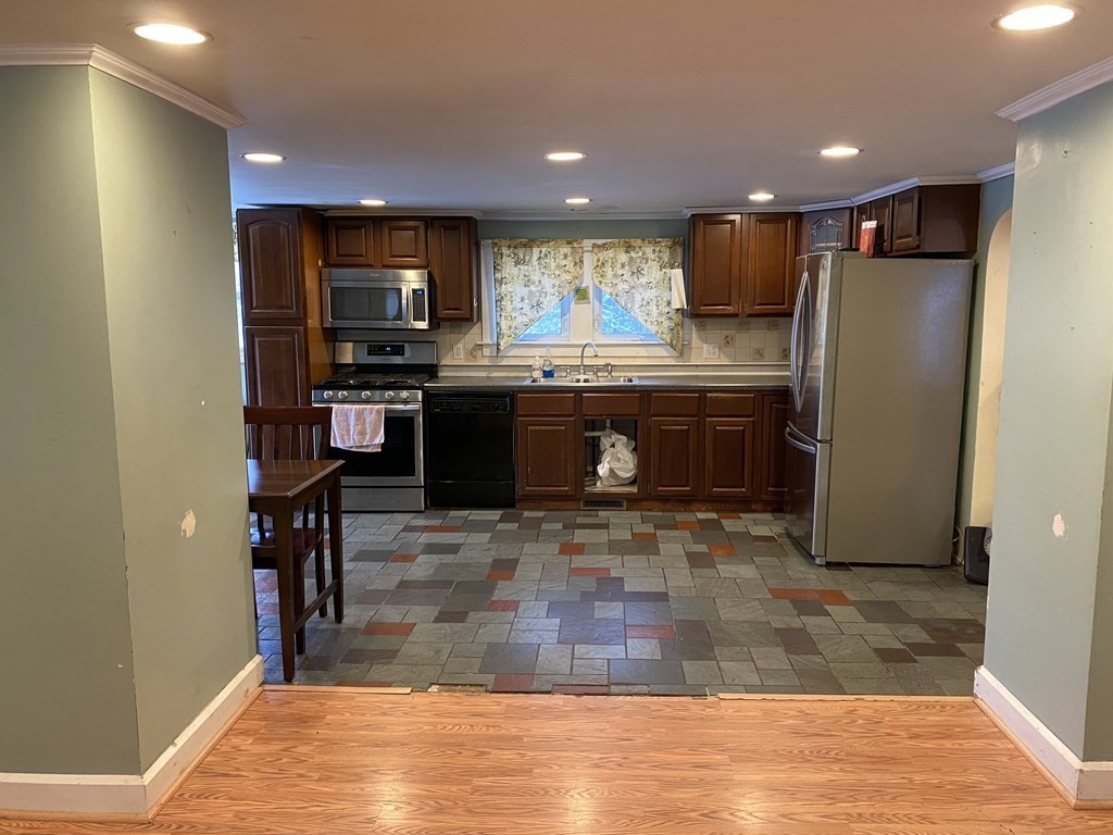 606 Turnpike Road Ashby, MA 01431 - Photo 9 of 20