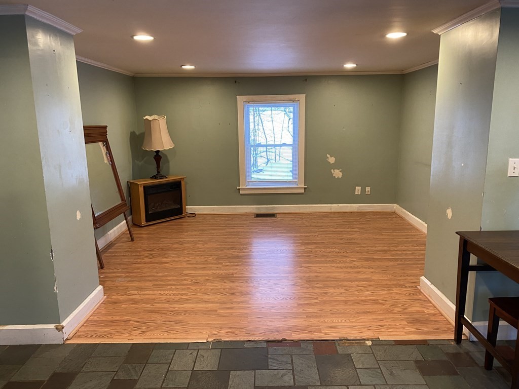606 Turnpike Road Ashby, MA 01431 - Photo 10 of 20