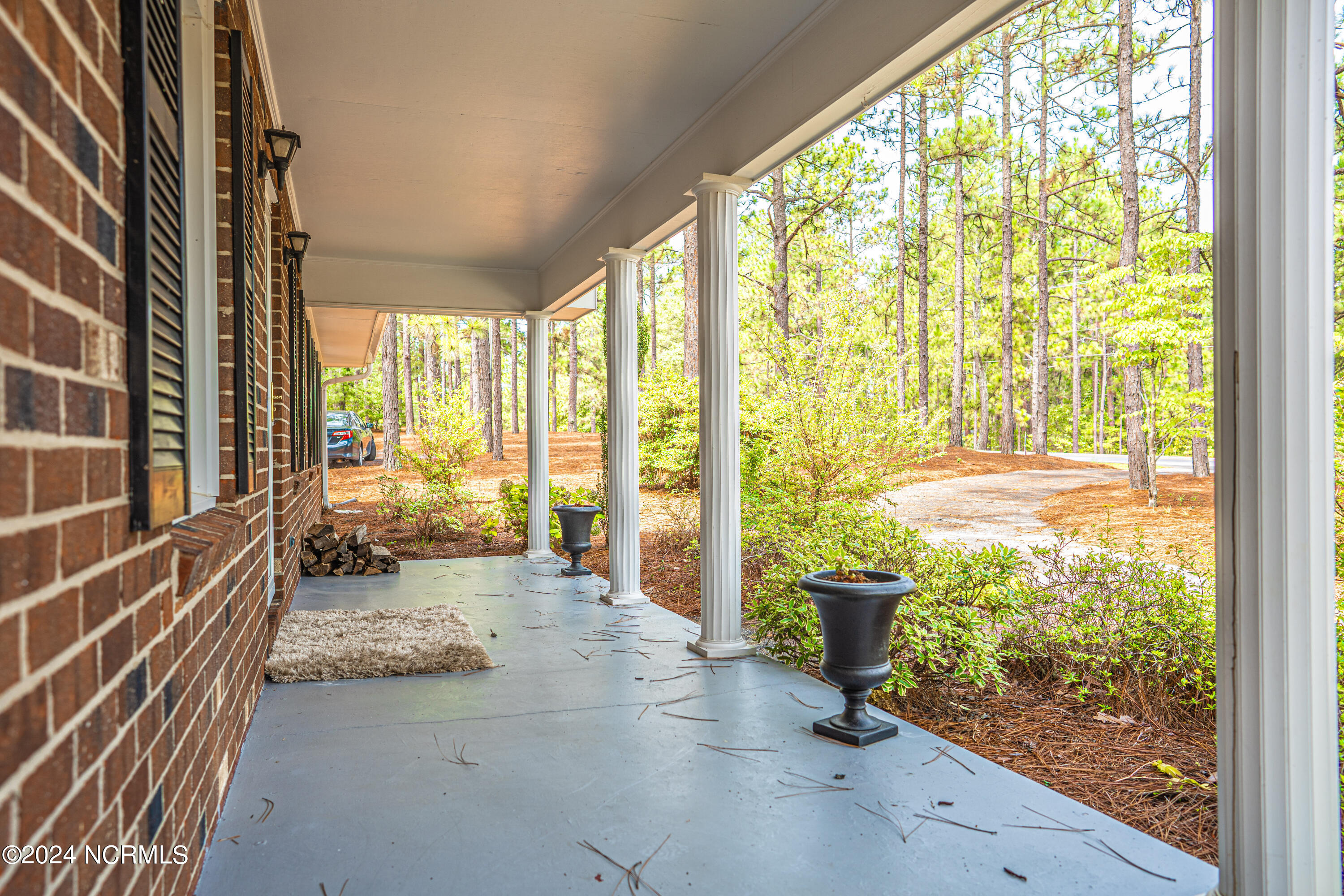 635 Pee Dee Road Southern Pines, NC 28387 - Photo 4 of 23 DSC05482