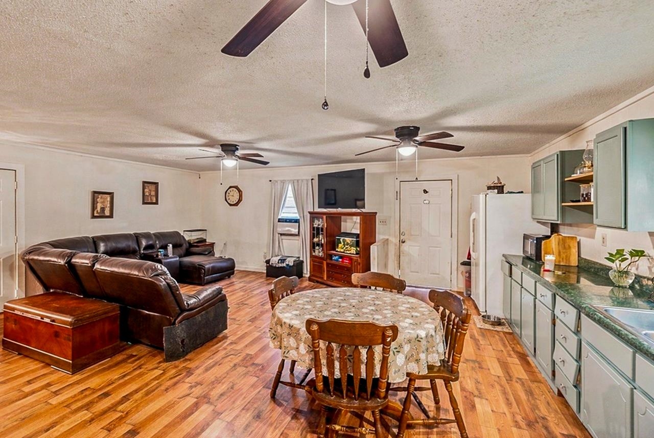 240 Canady Road Wellford, SC 29385 - Photo 17 of 36