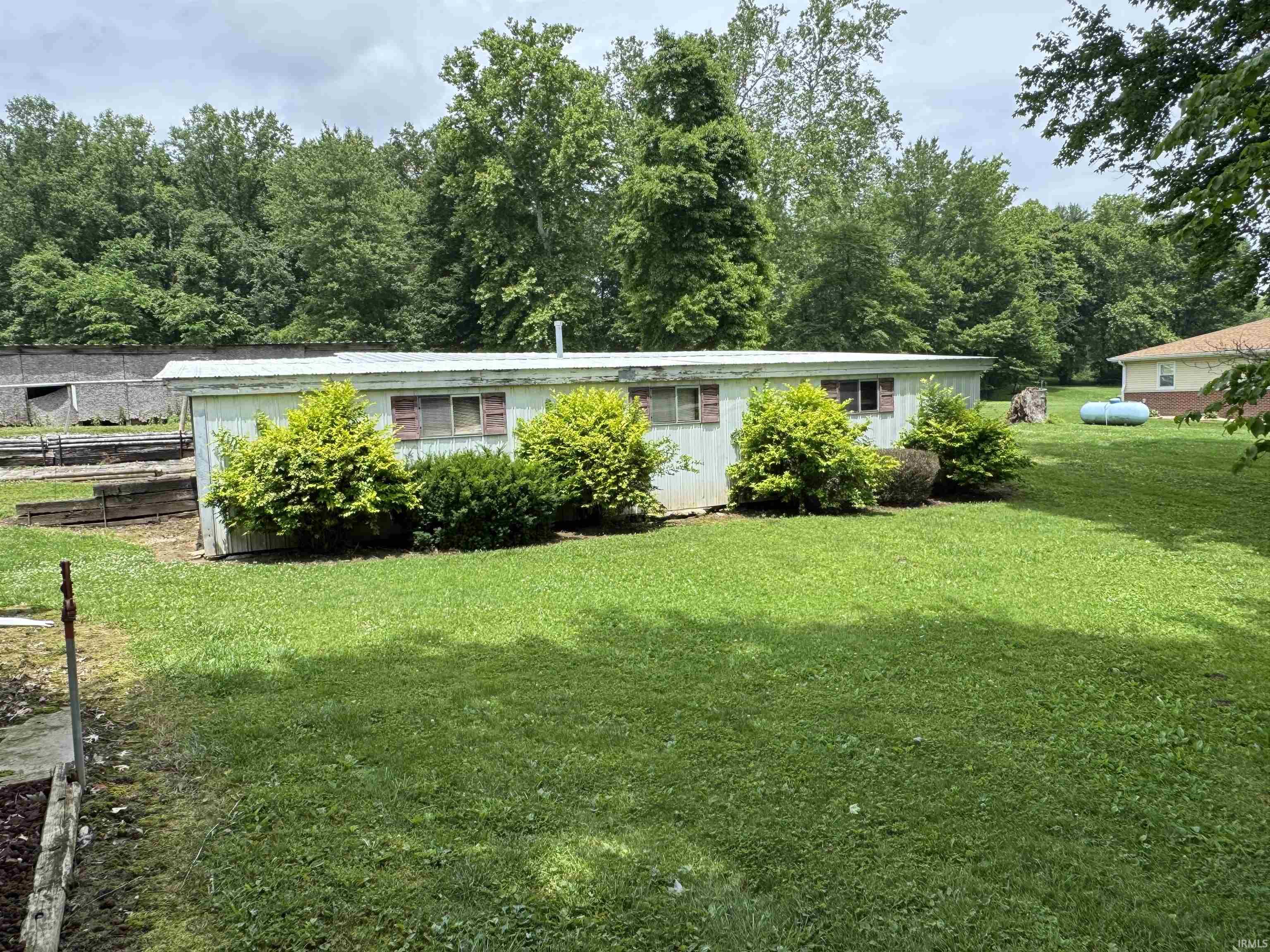 4335 State Road Mitchell, IN 47446 - Photo 6 of 29