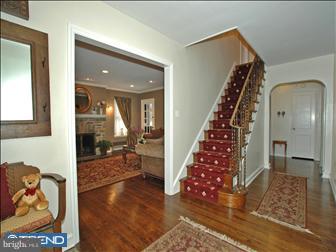 619 Ashbourne Road Cheltenham, PA 19012 - Photo 3 of 6