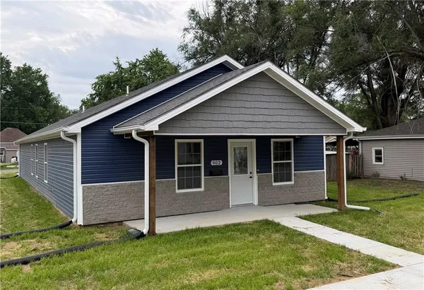 $259,900 | 902 Morgan Street, St. Joseph, MO 64504