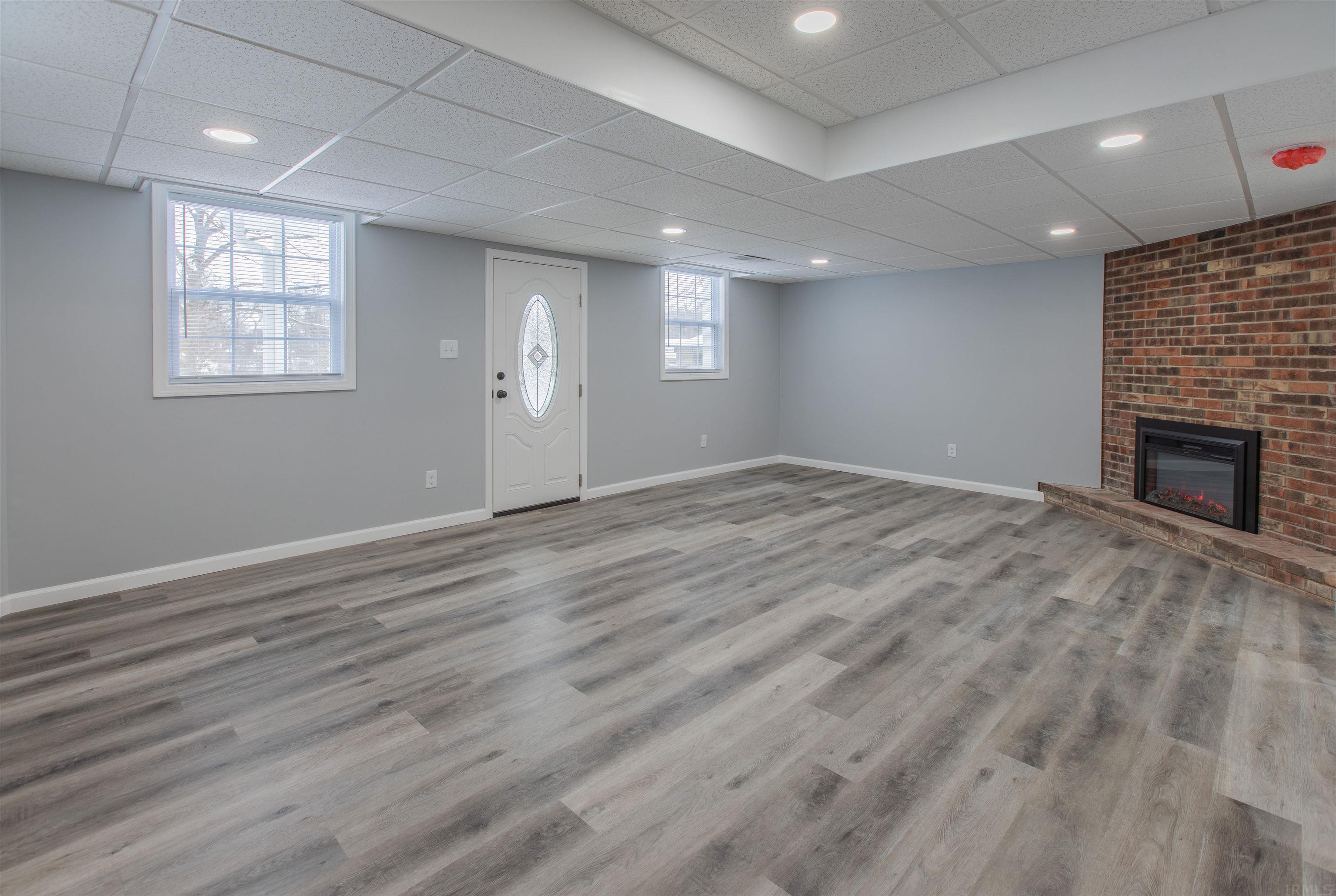 800 Pfeiffer Road Evansville, IN 47711 - Photo 13 of 36 Gallery Image 13