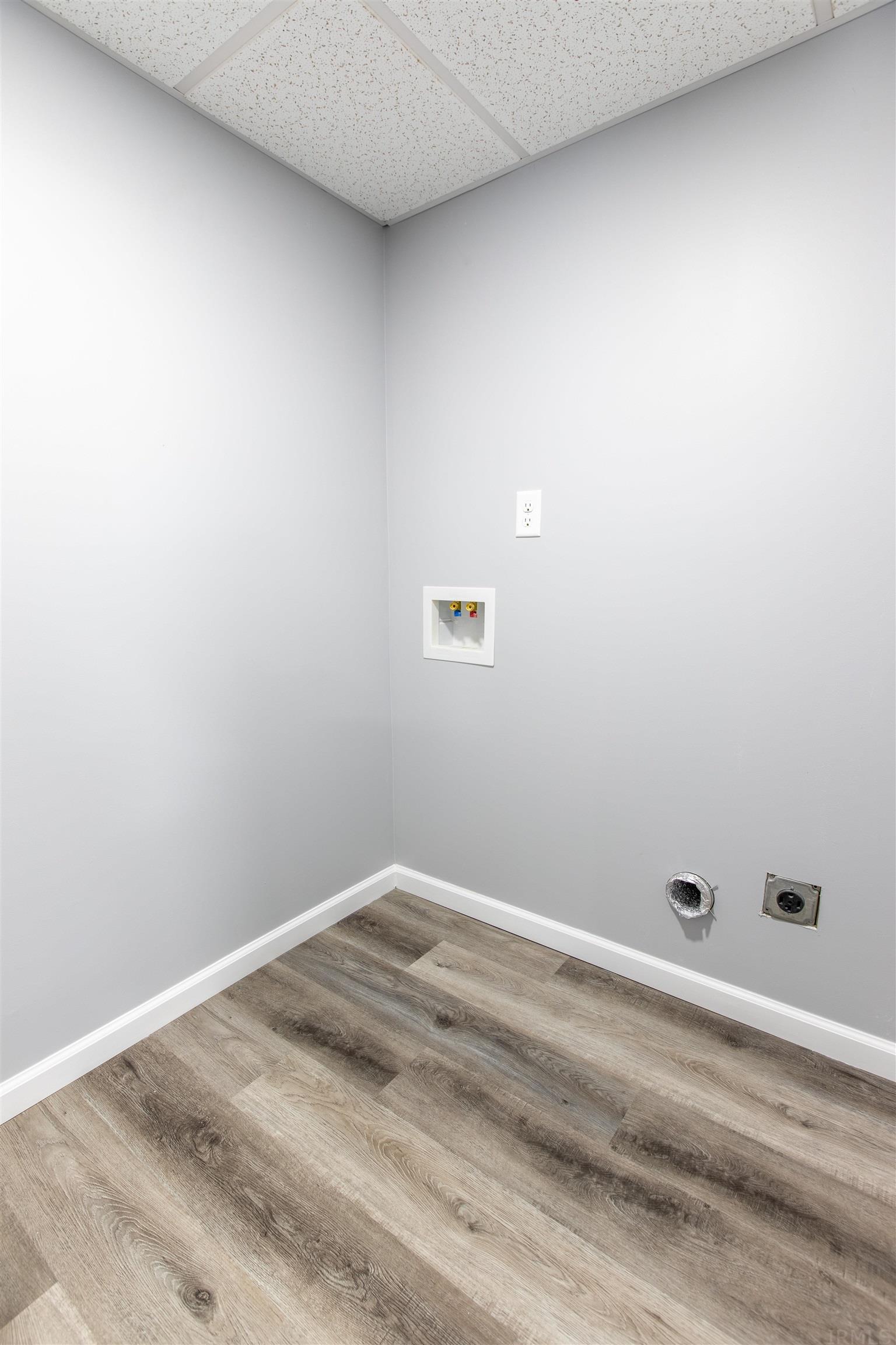 800 Pfeiffer Road Evansville, IN 47711 - Photo 30 of 36 Gallery Image 30