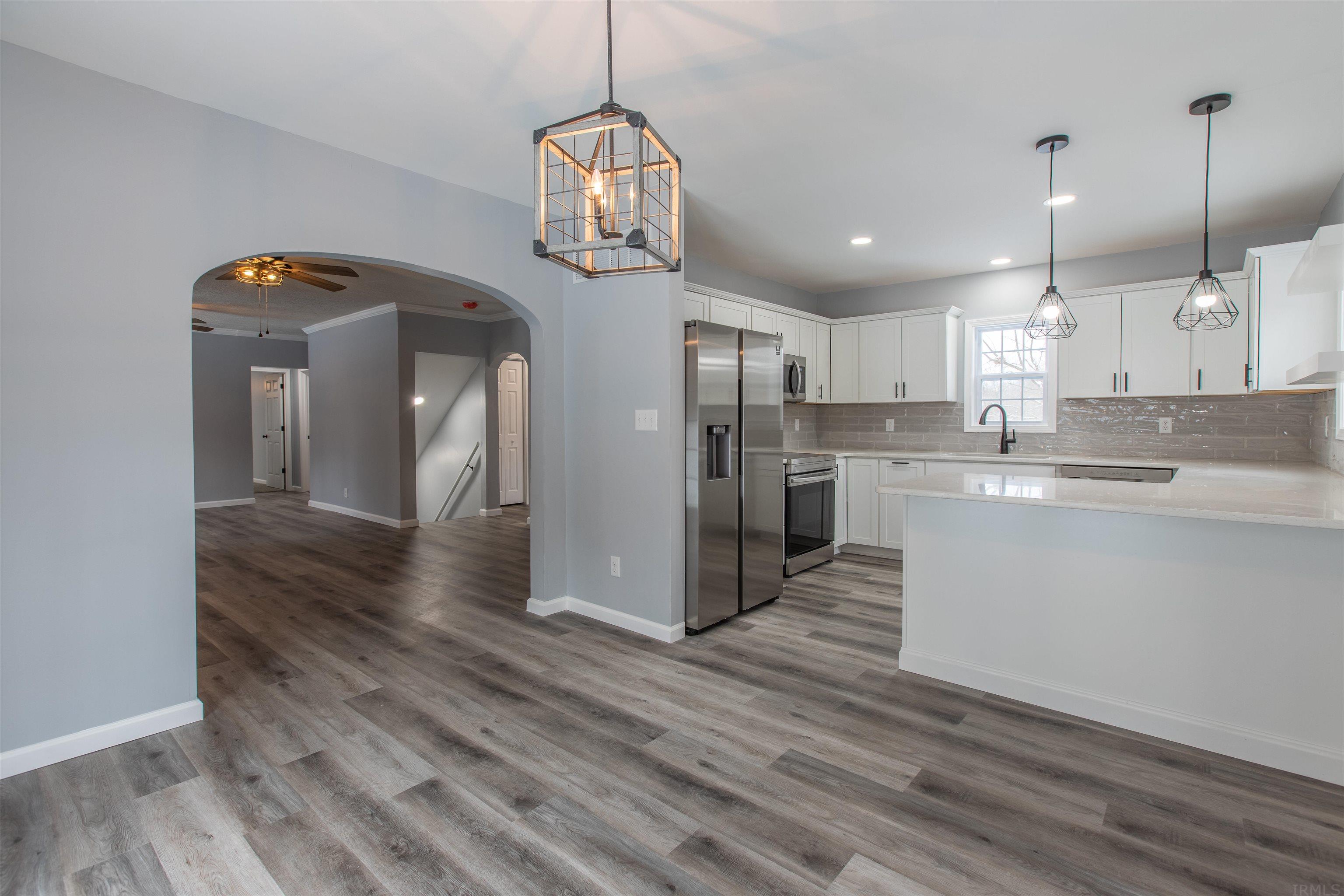 800 Pfeiffer Road Evansville, IN 47711 - Photo 7 of 36 Gallery Image 7