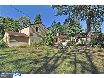 1464 Holcomb Road Huntingdon Valley, PA 19006 - Photo 11 of 16