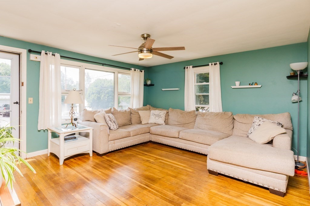 57 5th Street Gardner, MA 01440 - Photo 5 of 18