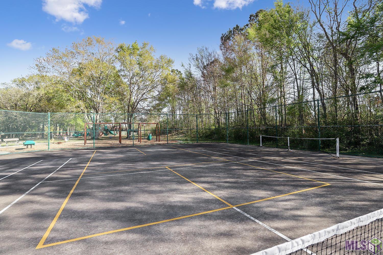 19110 South Trent Jones Drive Baton Rouge, LA 70810 - Photo 36 of 44