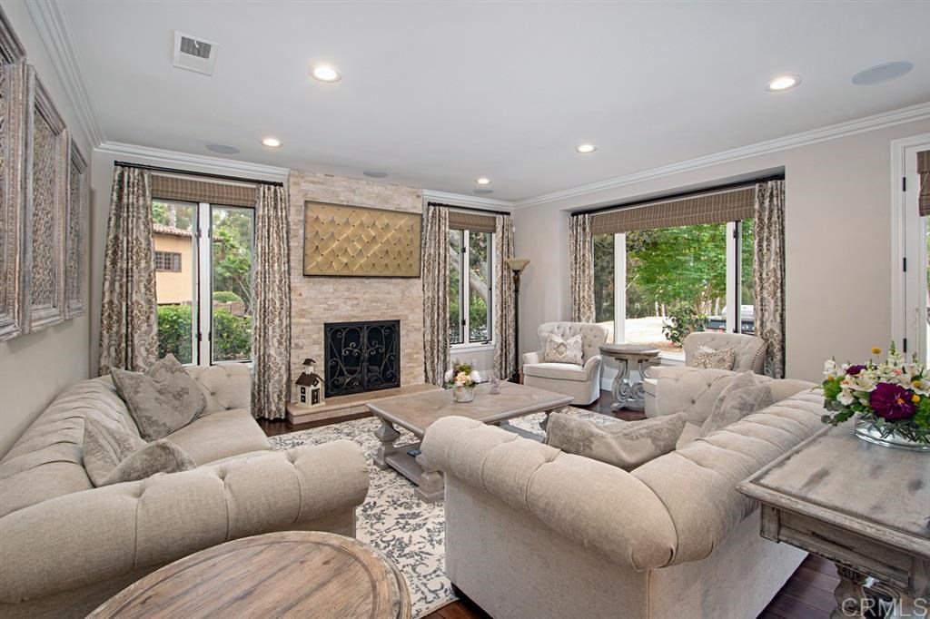 16506 Via Lago Azul Rancho Santa Fe, CA 92067 - Photo 4 of 17 Gallery Image 4