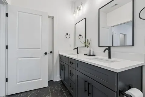 $449,500 | 700 North Dupont Avenue, Unit 310, Madison, TN 37115