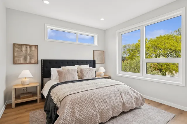 $675,000 | 944 Beloit Avenue, Unit 1, Forest Park, IL 60130