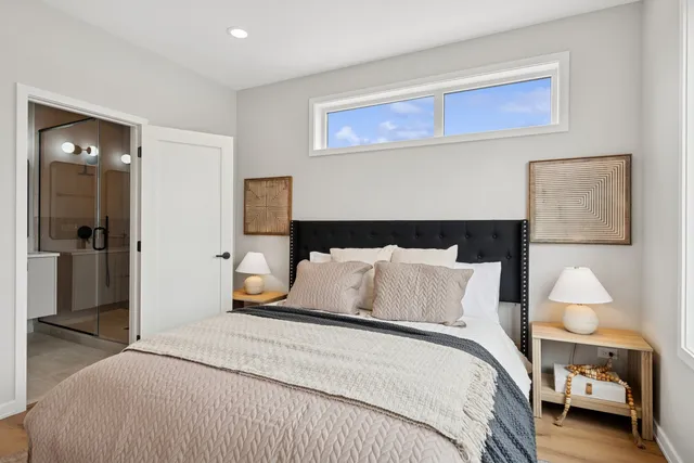 $675,000 | 944 Beloit Avenue, Unit 1, Forest Park, IL 60130