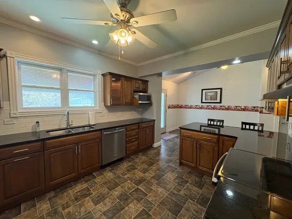 $210,000 | 608 Main Street, Ashton, IL 61006