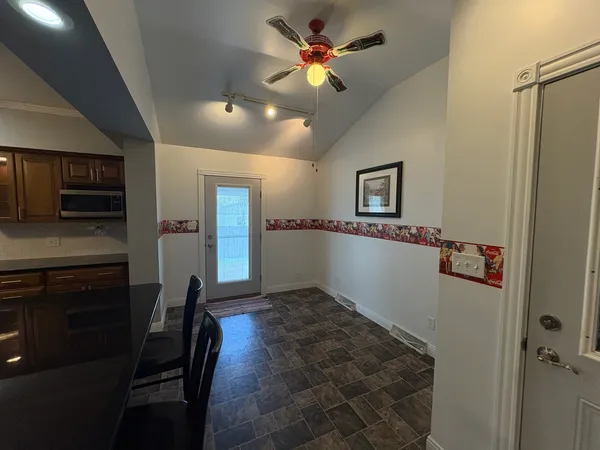 $210,000 | 608 Main Street, Ashton, IL 61006