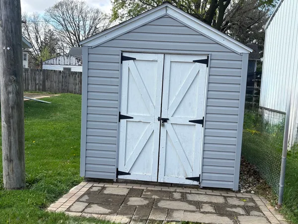 $210,000 | 608 Main Street, Ashton, IL 61006