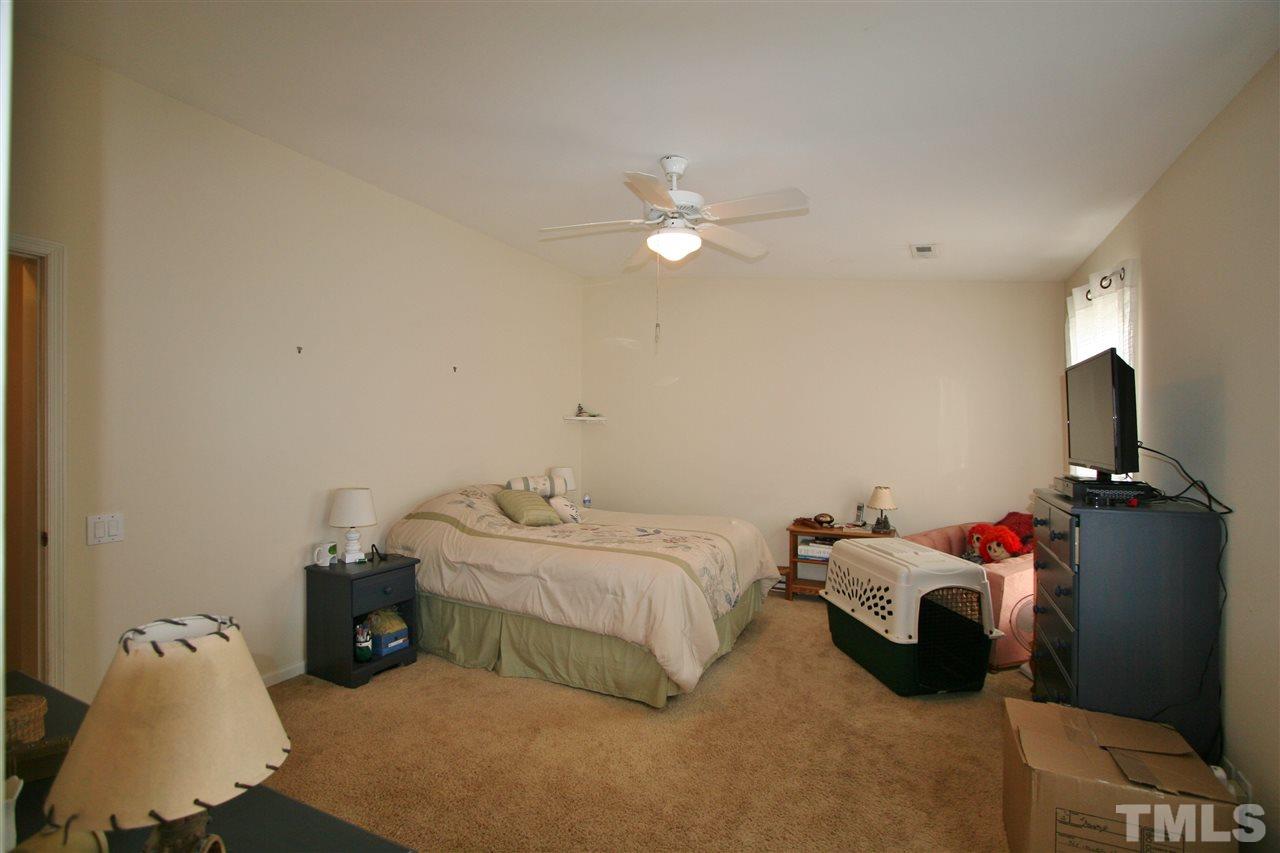 1209 Shackleton Road Apex, NC 27502 - Photo 8 of 14 Gallery Image 8