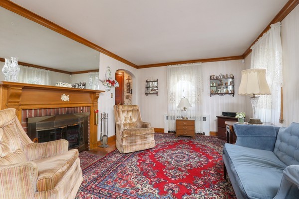 48 Eliot Road Arlington, MA 02474 - Photo 5 of 10 Gallery Image 5