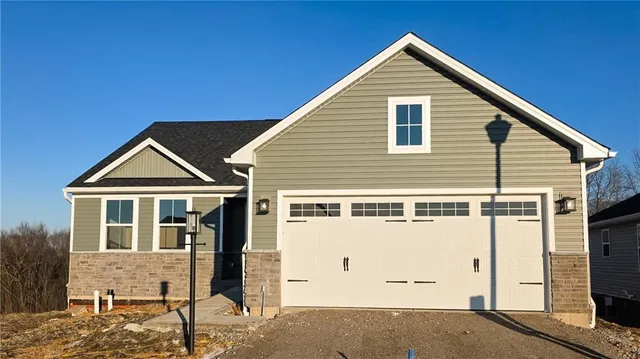 $479,000 | 235 SouthFork Drive, Oakdale, PA 15071