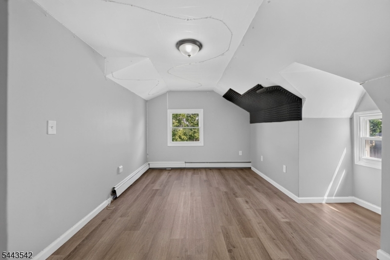 439 7th Avenue, Unit R2 Newark, NJ 07107 - Photo 6 of 10 Gallery Image 6