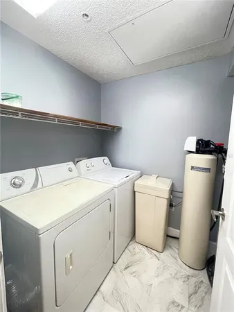 $2,400 | 12203 Wild Iris Way, Unit 112, Orlando, FL 32837