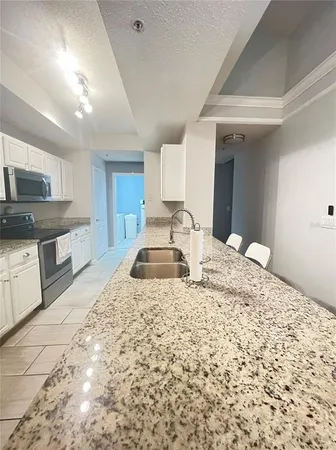 $2,400 | 12203 Wild Iris Way, Unit 112, Orlando, FL 32837