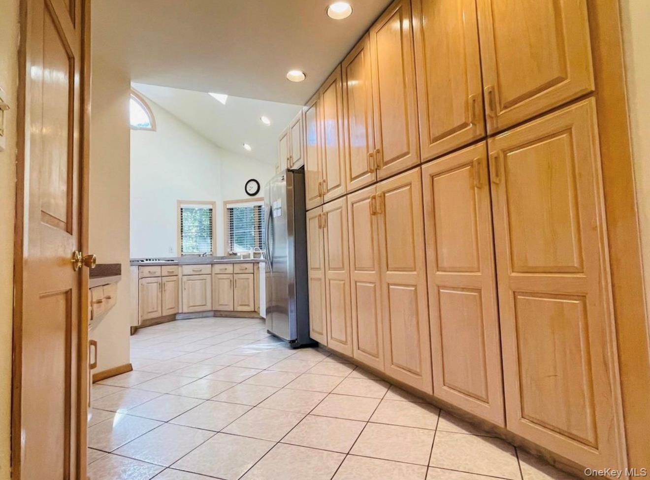 5 Eaton Road Syosset, NY 11791 - Photo 9 of 19