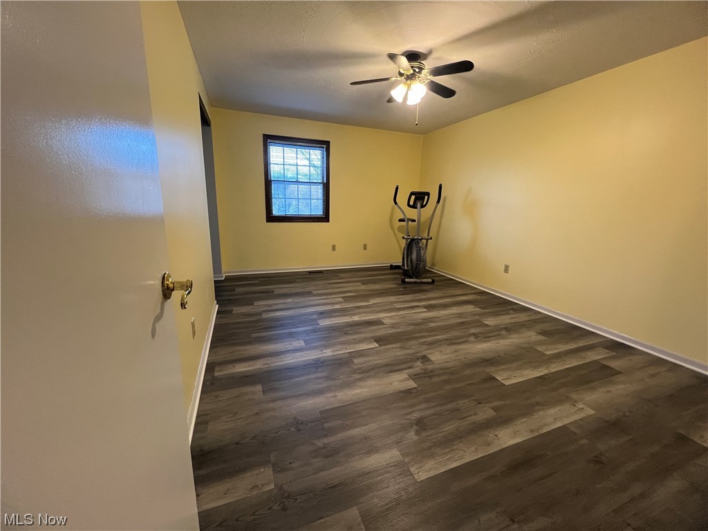 47559 Hughes Road Wellington, OH 44090 - Photo 17 of 31