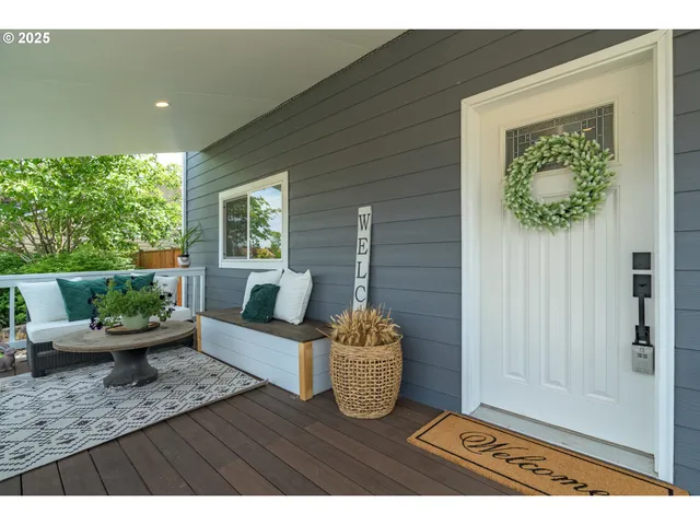 a view of outdoor space yard and patio