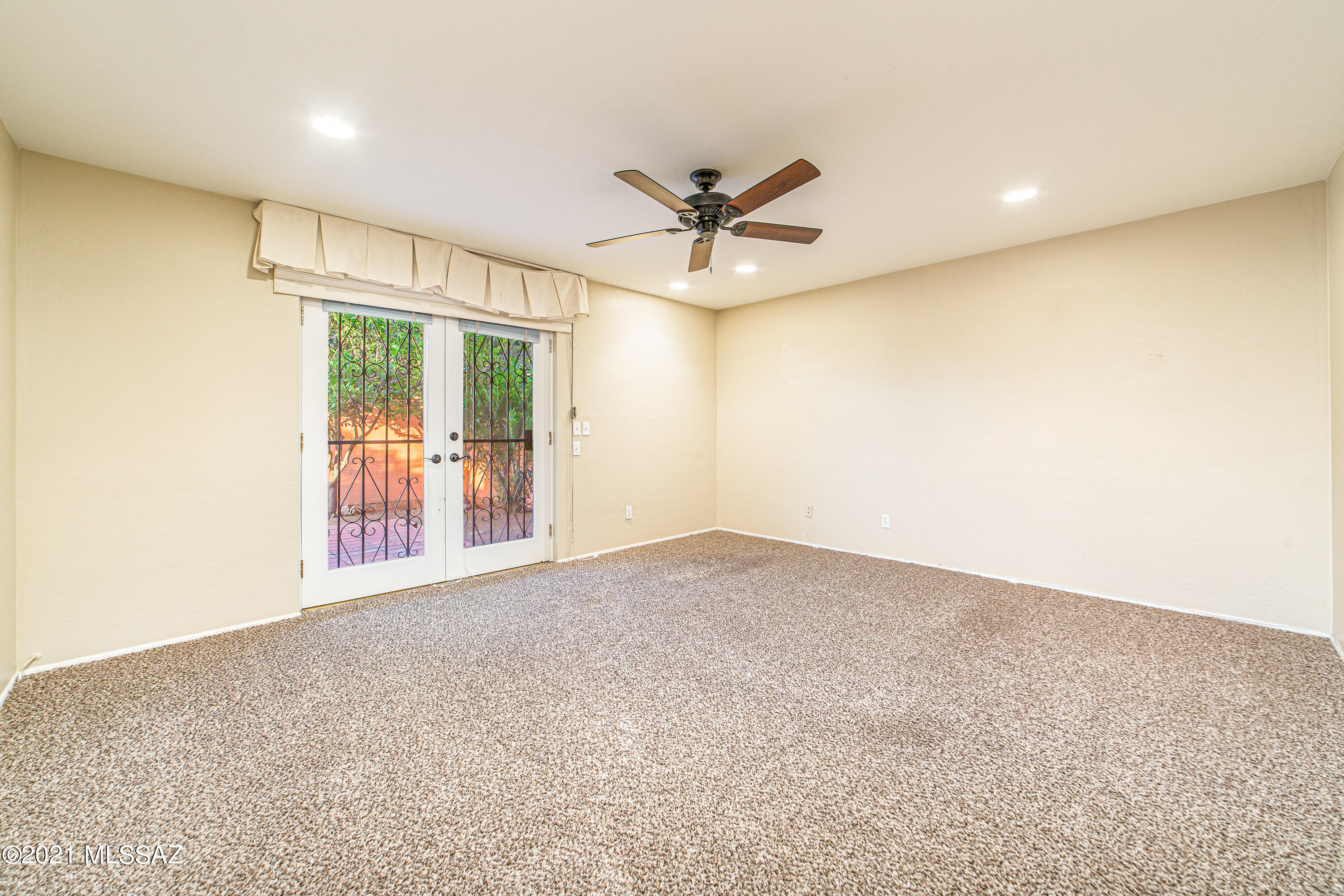 6100 North Oracle Road, Unit 17 Tucson, AZ 85704 - Photo 13 of 22