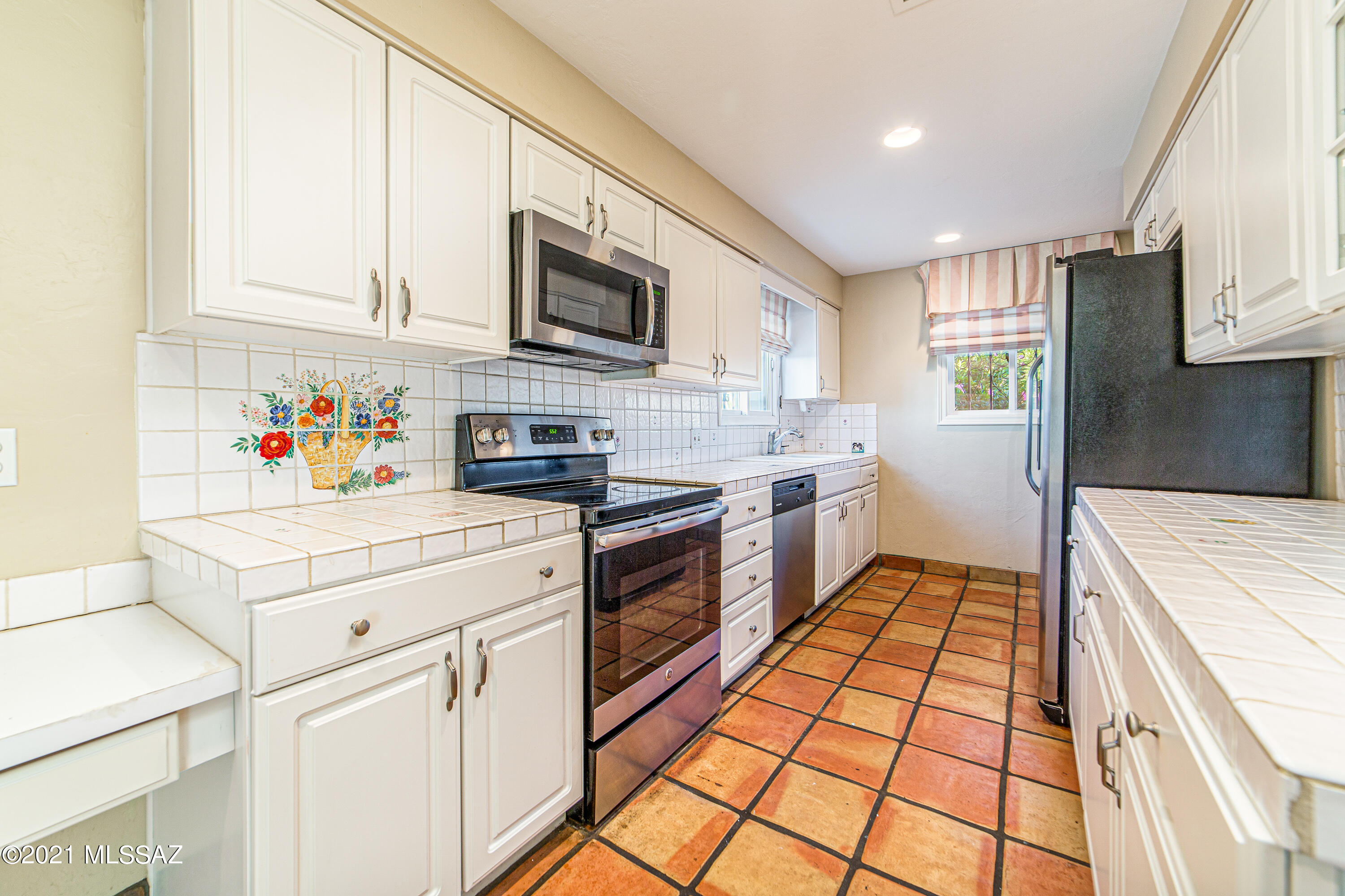 6100 North Oracle Road, Unit 17 Tucson, AZ 85704 - Photo 9 of 22