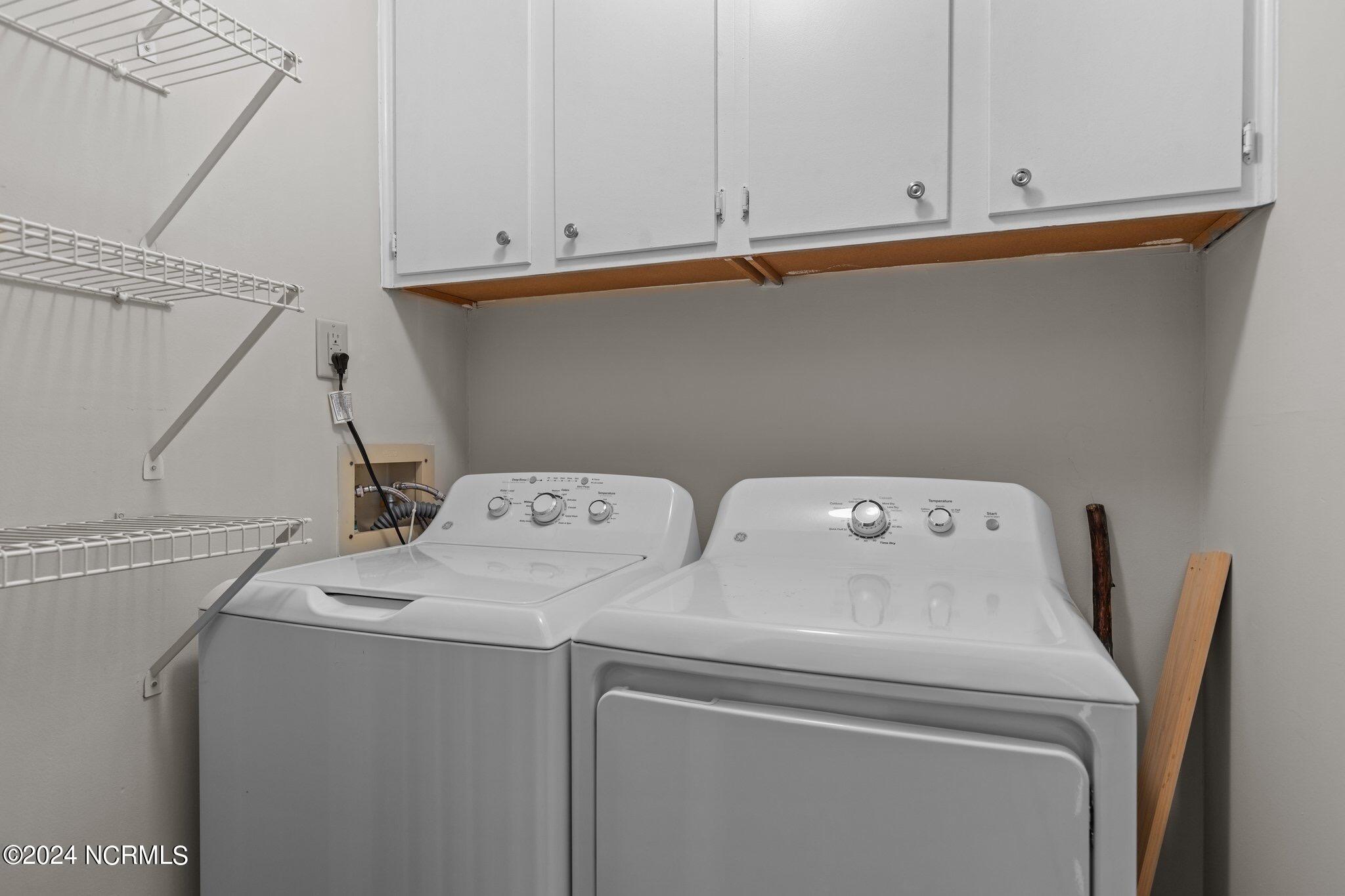 2111 West Fort Macon Road Atlantic Beach, NC 28512 - Photo 31 of 54 Laundry room
