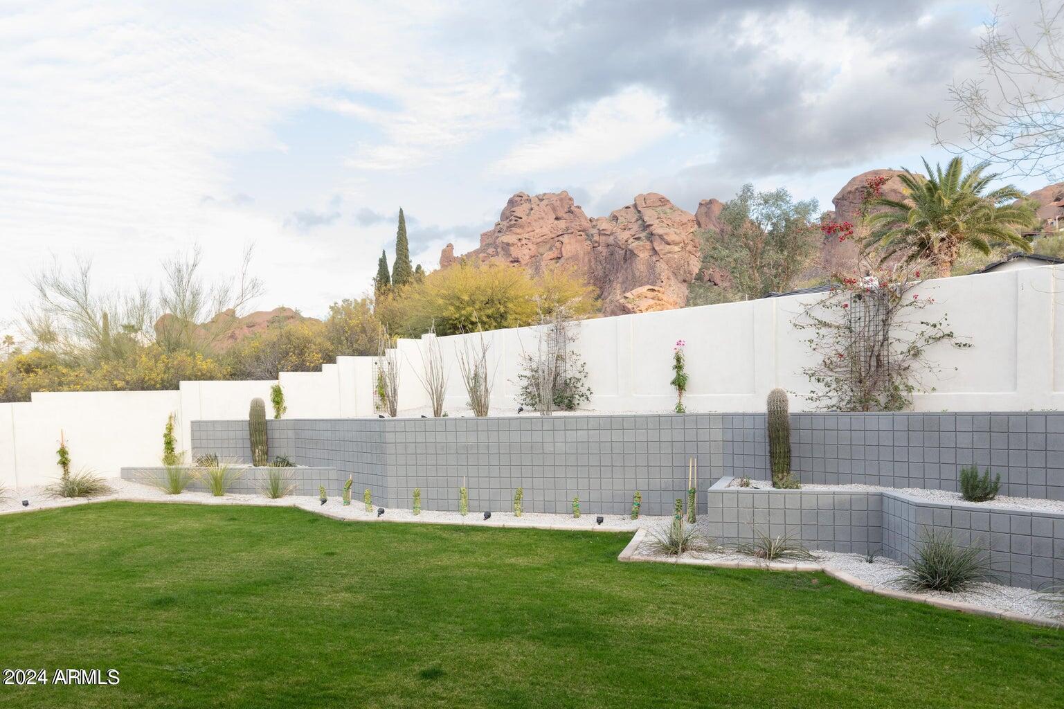 5833 North 46th Street Phoenix, AZ 85018 - Photo 29 of 29 a view of a terrace with yard