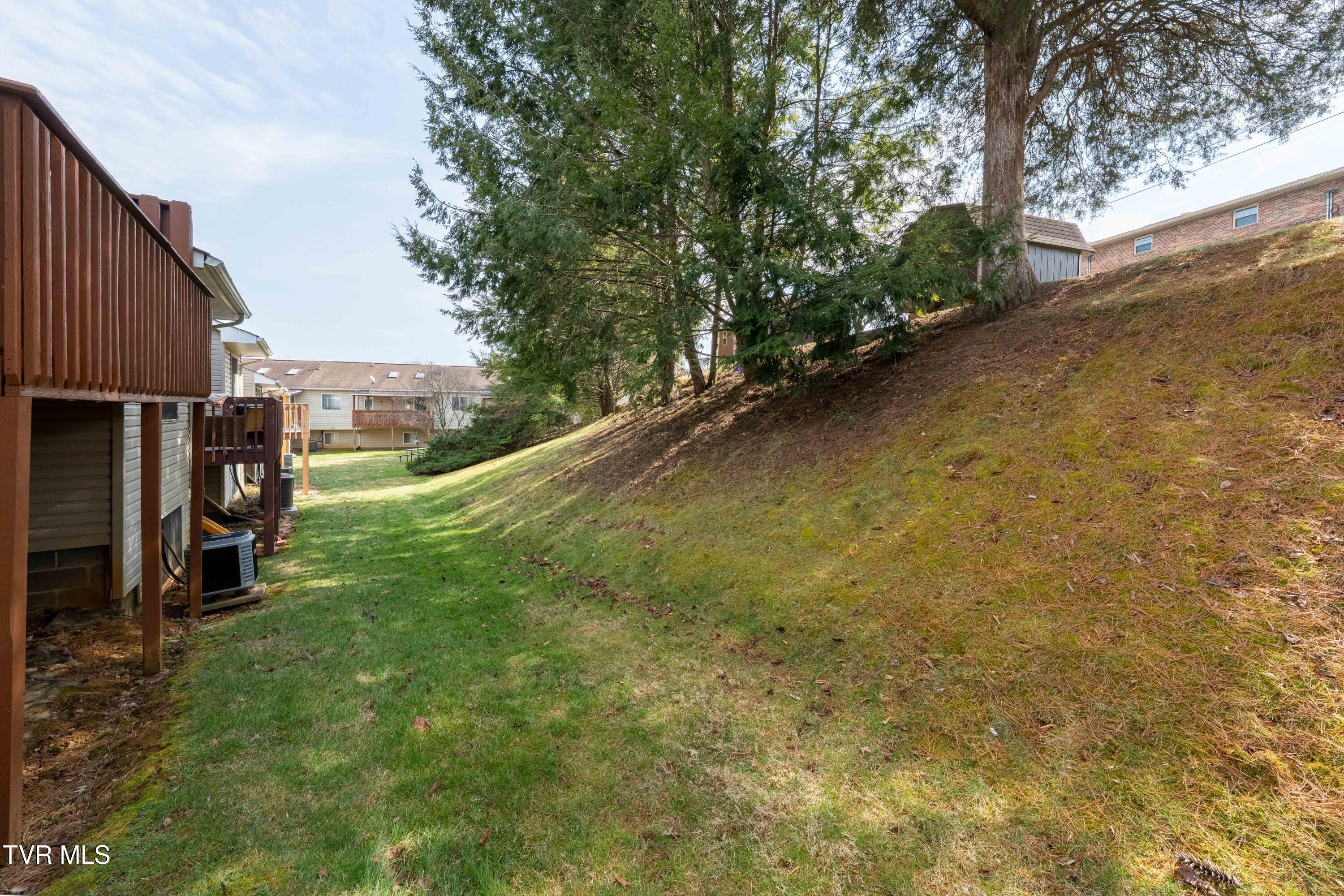 105 Cedar Grove Road, Unit 5 Johnson City, TN 37601 - Photo 31 of 34 105 Cedar Grove Rd (9 of 34)