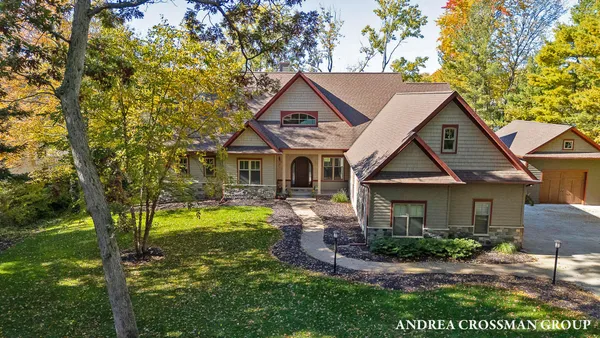 $2,535,000 | 798 Pine Bay Drive, Holland, MI 49424
