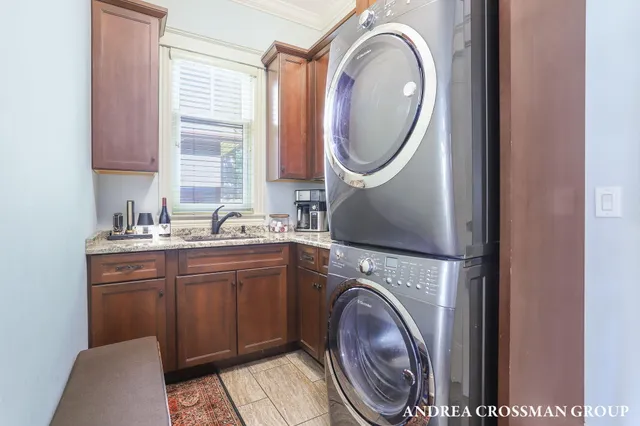 $2,625,000 | 798 Pine Bay Drive, Holland, MI 49424