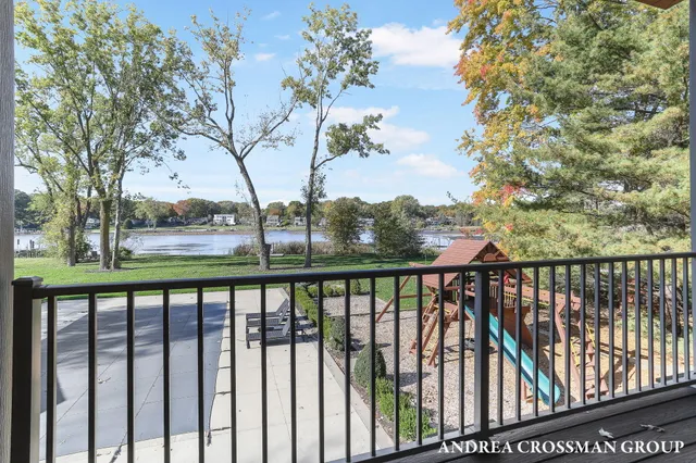 $2,625,000 | 798 Pine Bay Drive, Holland, MI 49424