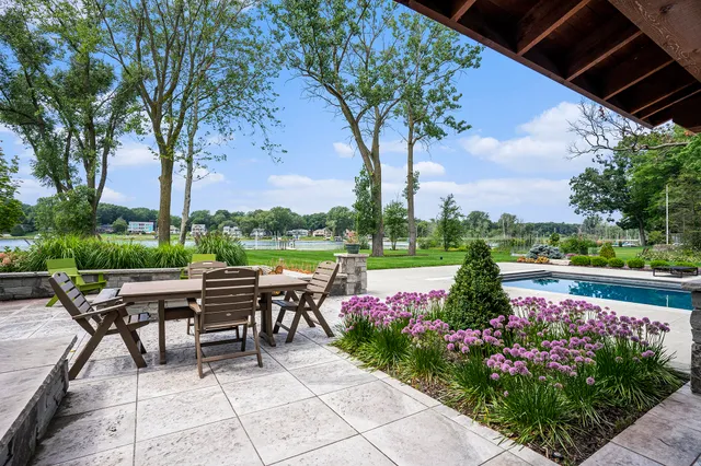 $2,625,000 | 798 Pine Bay Drive, Holland, MI 49424