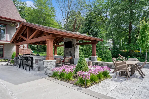 $2,535,000 | 798 Pine Bay Drive, Holland, MI 49424