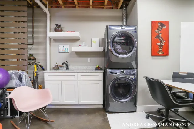 $2,625,000 | 798 Pine Bay Drive, Holland, MI 49424