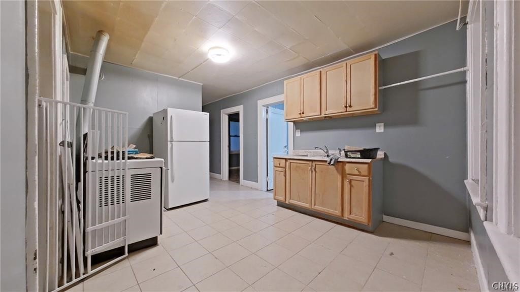 418 Bacon Street Utica, NY 13501 - Photo 25 of 48