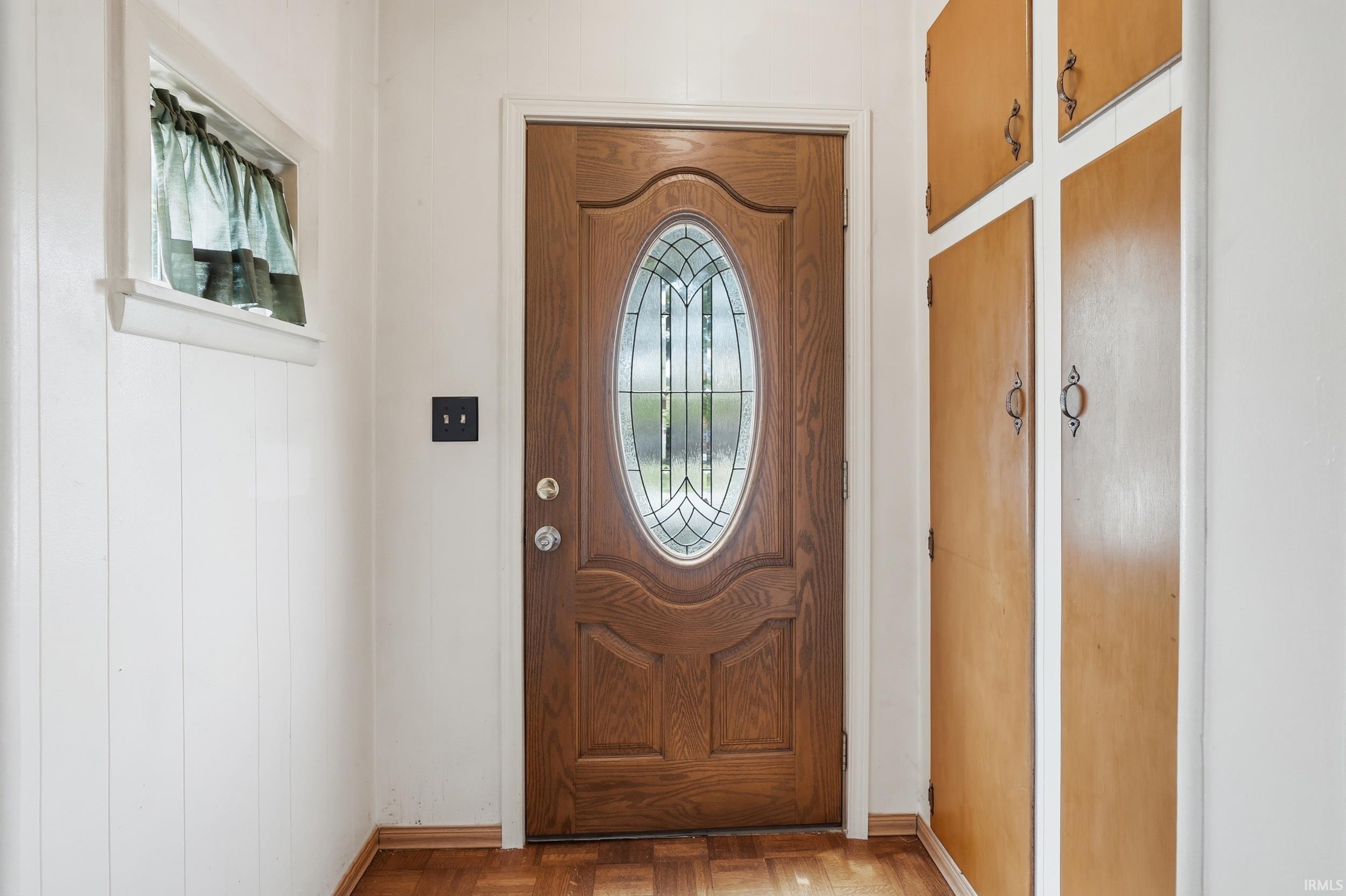 315 West Oak Street Butler, IN 46721 - Photo 7 of 41