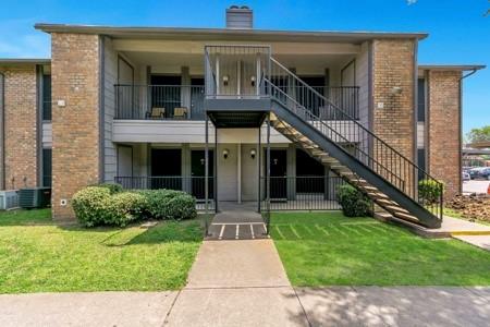 500 E Loop, Unit 511 Fort Worth, TX 76112 - Photo 2 of 11
